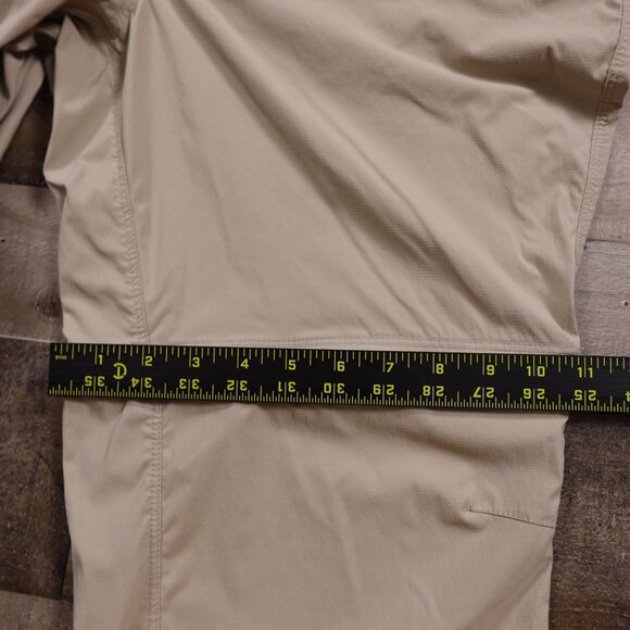L.L. Bean Tropicwear Zip-Off Convertible Pants Women's Large Petite Beige Khaki - Picture 9 of 12